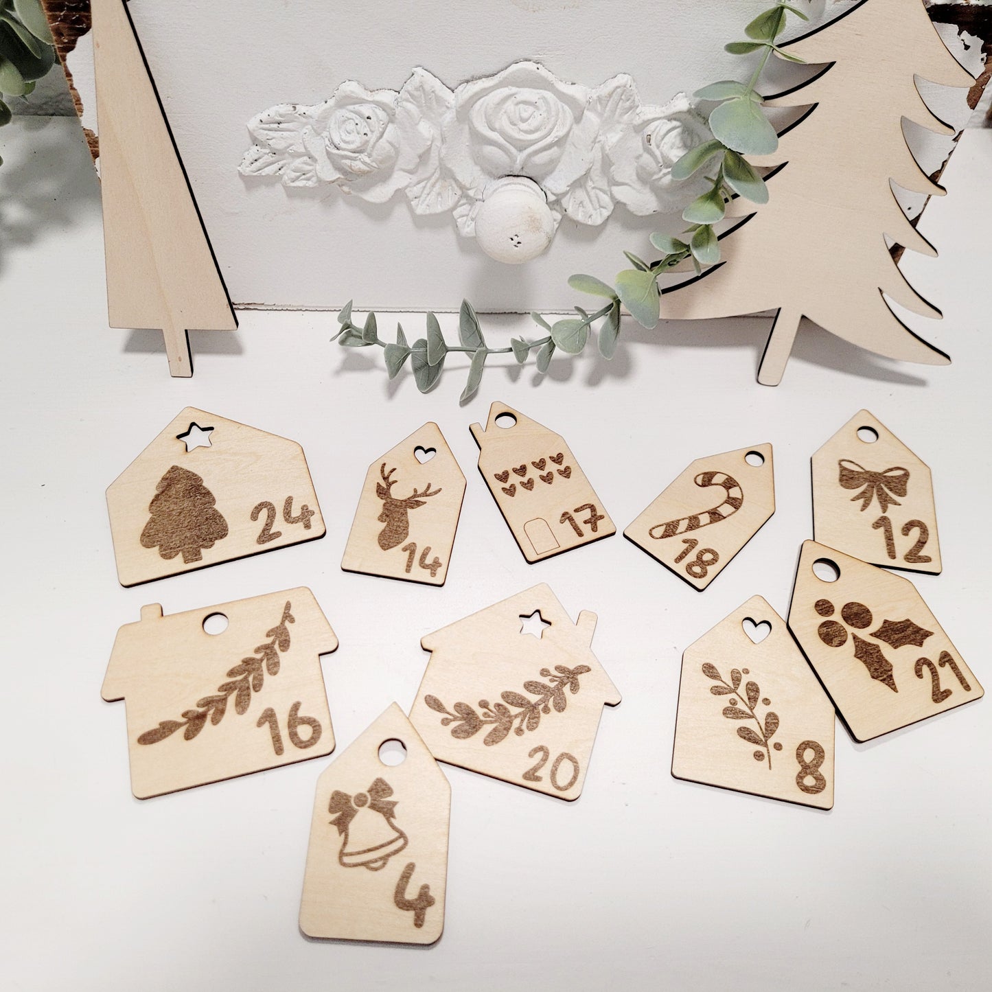 Adventskalender đ˛ Häuserzahlen zum anhängen 24 StĂźck