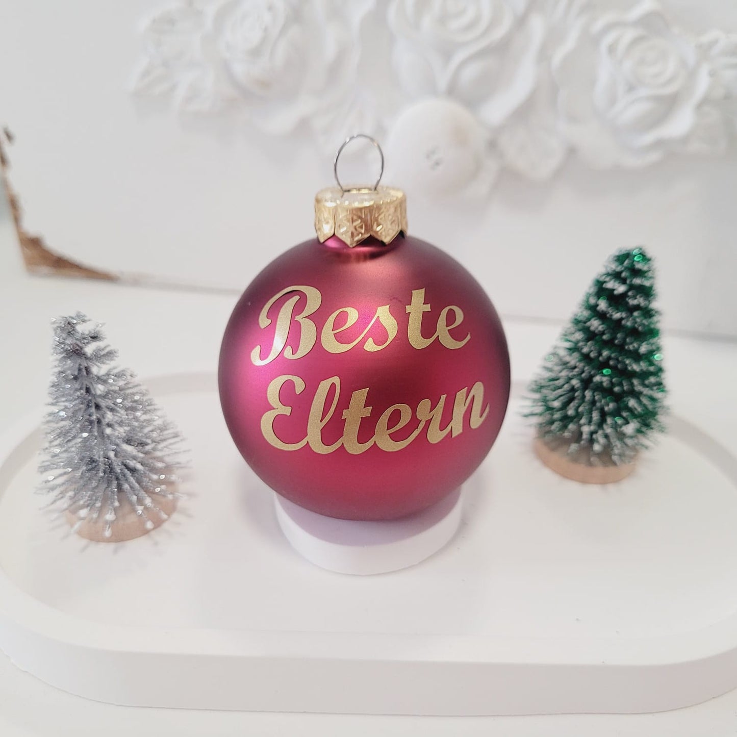 Weihnachtskugel đ˛ â
6 cm aus Glas mit Namen personalisiert