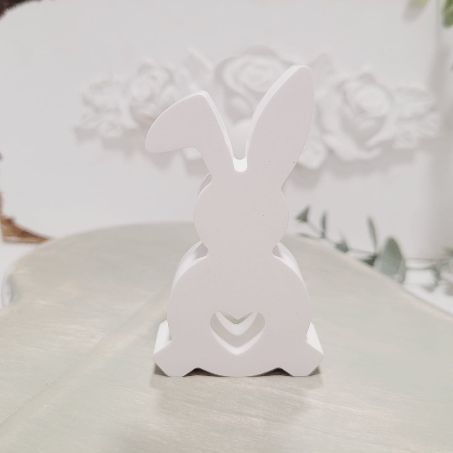Kleiner Hase aus Gießkeramik im Becher " Frohe Ostern" 🐇🥚